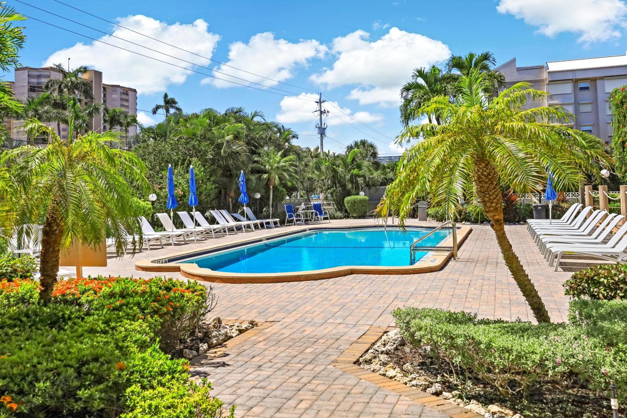 Beach Club 216 Marco Island Bagian luar foto